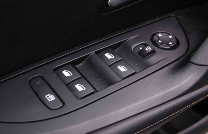 PEUGEOT_PEUGEOT_2008_2551285_16.jpg PEUGEOT_PEUGEOT_2008_2551285_16.jpg