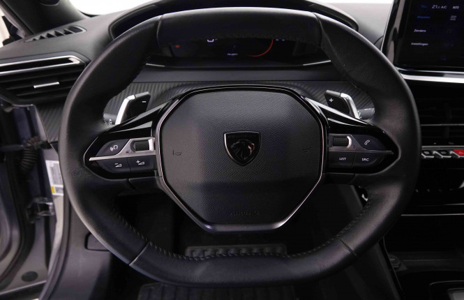 PEUGEOT_PEUGEOT_2008_2551291_8.jpg