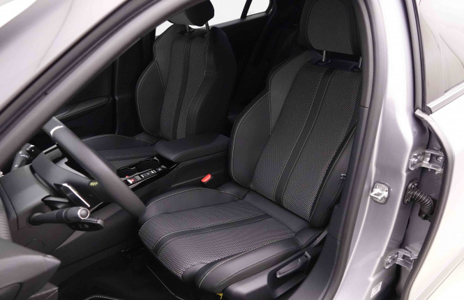 PEUGEOT_PEUGEOT_2008_2551421_6.jpg PEUGEOT_PEUGEOT_2008_2551421_6.jpg