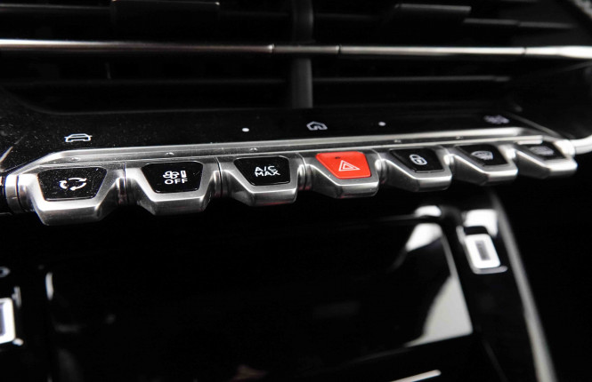 PEUGEOT_PEUGEOT_2008_2651907_14.jpg