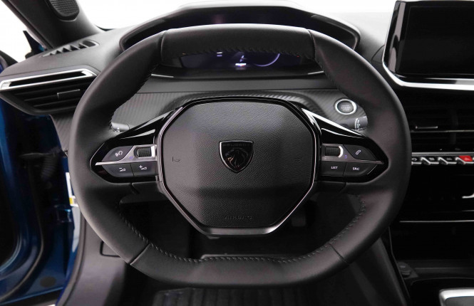 PEUGEOT_PEUGEOT_2008_2651913_8.jpg