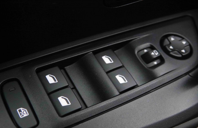 PEUGEOT_PEUGEOT_2008_2651916_21.jpg PEUGEOT_PEUGEOT_2008_2651916_21.jpg