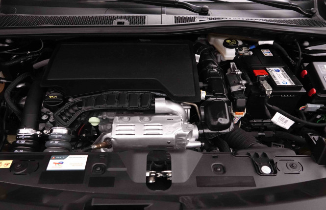 PEUGEOT_PEUGEOT_2008_2651916_23.jpg PEUGEOT_PEUGEOT_2008_2651916_23.jpg