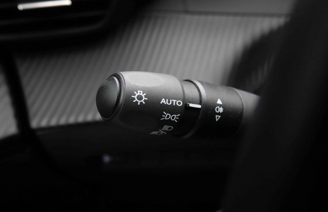 PEUGEOT_PEUGEOT_2008_2651919_16.jpg PEUGEOT_PEUGEOT_2008_2651919_16.jpg