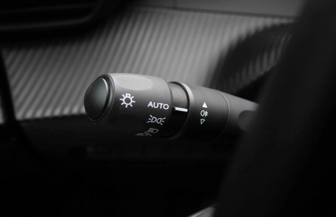 PEUGEOT_PEUGEOT_2008_2651920_16.jpg
