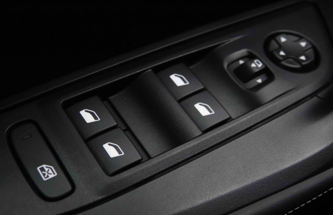 PEUGEOT_PEUGEOT_2008_2651922_21.jpg PEUGEOT_PEUGEOT_2008_2651922_21.jpg