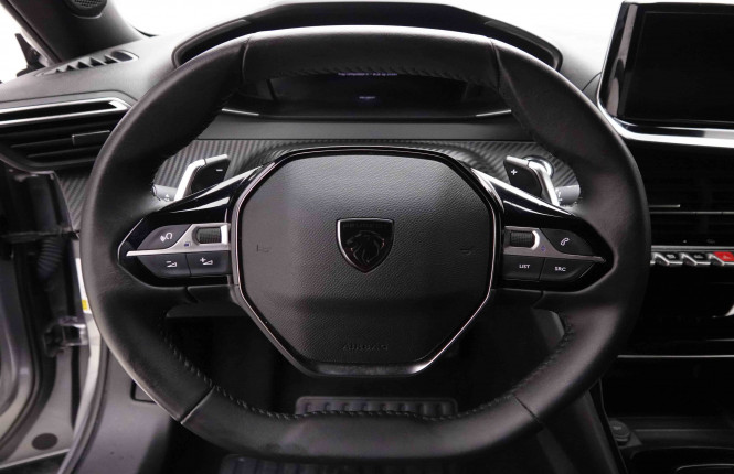 PEUGEOT_PEUGEOT_2008_2652077_8.jpg