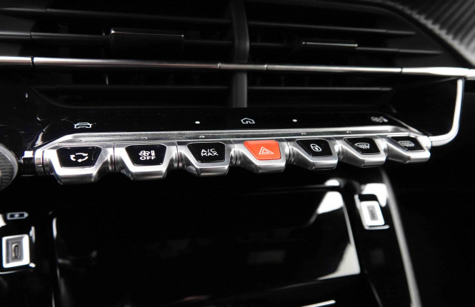 PEUGEOT_PEUGEOT_2008_2652238_68.jpg PEUGEOT_PEUGEOT_2008_2652238_68.jpg
