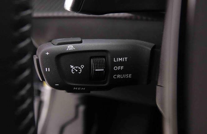 PEUGEOT_PEUGEOT_2008_2652243_71.jpg PEUGEOT_PEUGEOT_2008_2652243_71.jpg