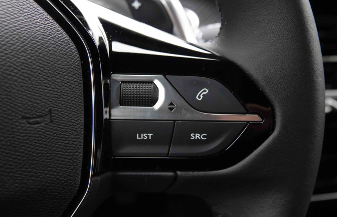 PEUGEOT_PEUGEOT_2008_2652245_101.jpg PEUGEOT_PEUGEOT_2008_2652245_101.jpg