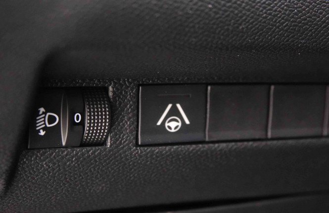 PEUGEOT_PEUGEOT_2008_2652245_102.jpg PEUGEOT_PEUGEOT_2008_2652245_102.jpg