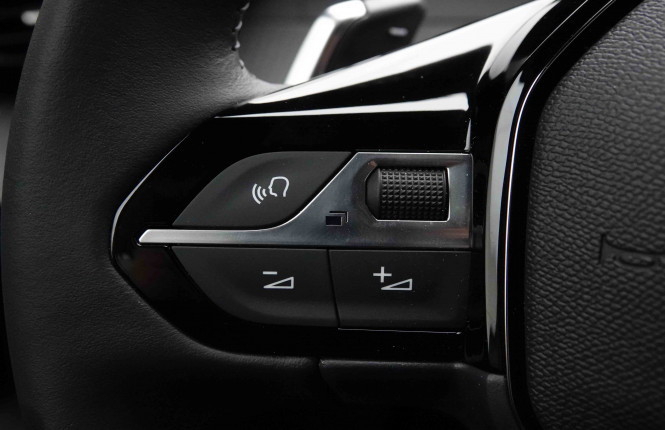 PEUGEOT_PEUGEOT_2008_2652245_47.jpg PEUGEOT_PEUGEOT_2008_2652245_47.jpg