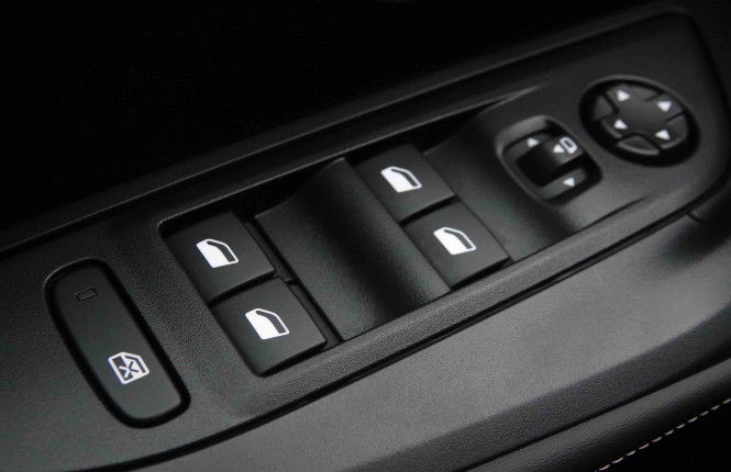 PEUGEOT_PEUGEOT_2008_2652251_21.jpg PEUGEOT_PEUGEOT_2008_2652251_21.jpg