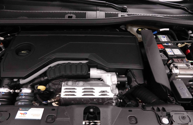 PEUGEOT_PEUGEOT_2008_2652251_24.jpg PEUGEOT_PEUGEOT_2008_2652251_24.jpg