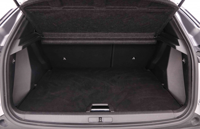 PEUGEOT_PEUGEOT_2008_2652827_33.jpg PEUGEOT_PEUGEOT_2008_2652827_33.jpg