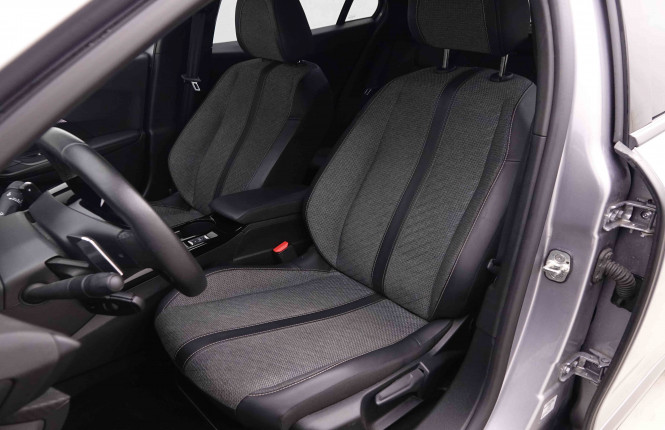 PEUGEOT_PEUGEOT_2008_2652828_34.jpg