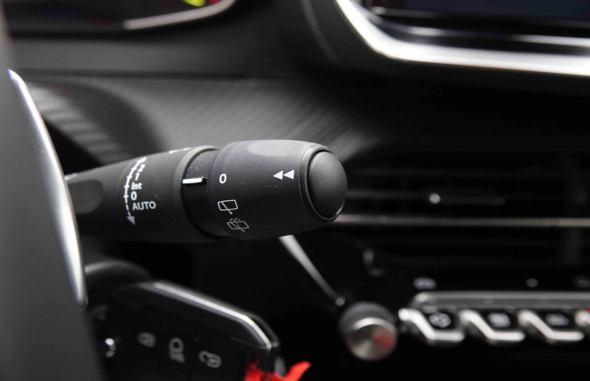 PEUGEOT_PEUGEOT_2008_2653088_16.jpg PEUGEOT_PEUGEOT_2008_2653088_16.jpg