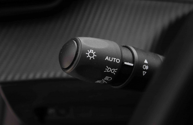 PEUGEOT_PEUGEOT_2008_2653094_15.jpg