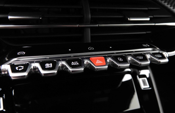 PEUGEOT_PEUGEOT_2008_2653116_36.jpg