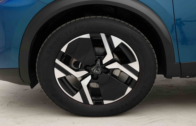 PEUGEOT_PEUGEOT_2008_2653231_17.jpg