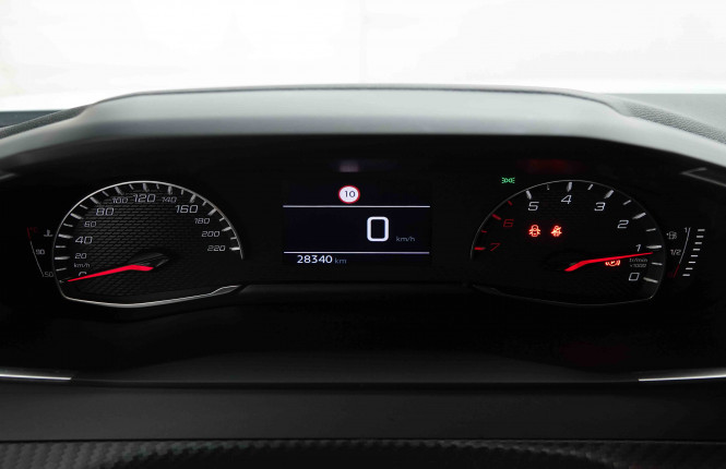 PEUGEOT_PEUGEOT_2008_2653273_14.jpg