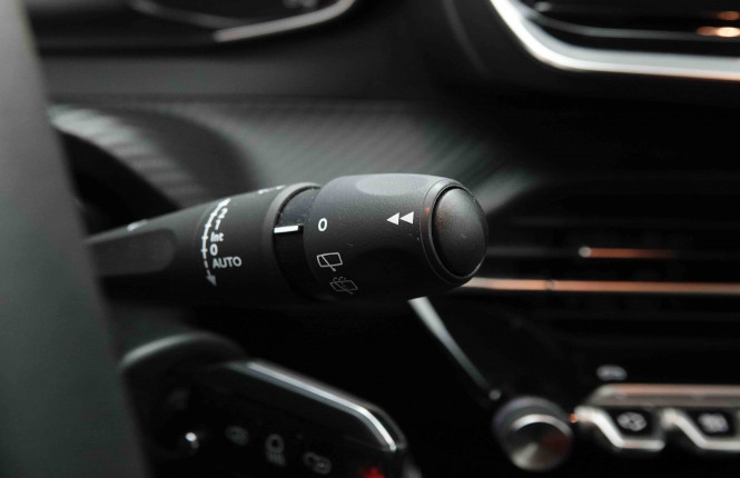 PEUGEOT_PEUGEOT_2008_2653273_16.jpg