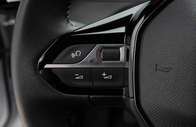 PEUGEOT_PEUGEOT_2008_2653273_18.jpg