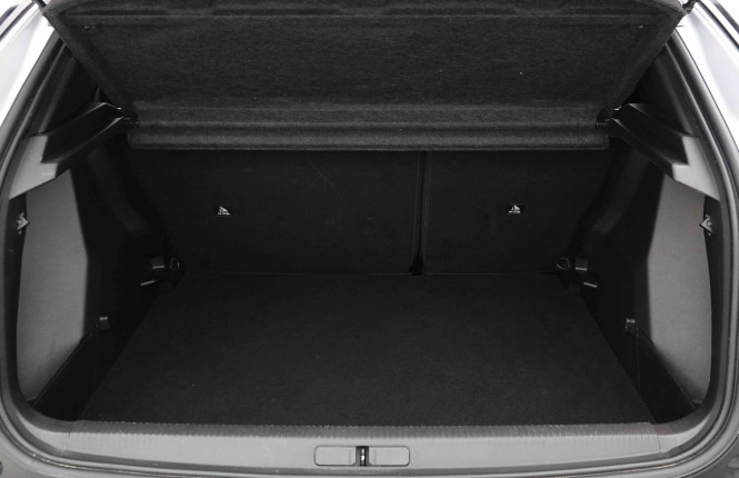 PEUGEOT_PEUGEOT_2008_2653273_5.jpg