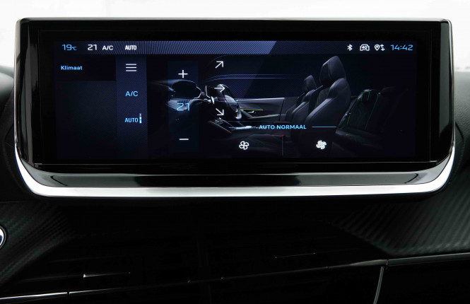 PEUGEOT_PEUGEOT_2008_2653451_9.jpg