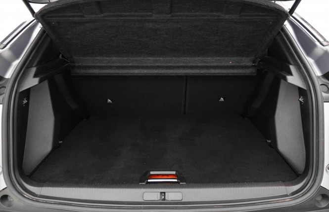 PEUGEOT_PEUGEOT_2008_2653452_5.jpg