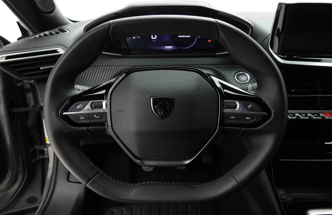 PEUGEOT_PEUGEOT_2008_2653454_8.jpg