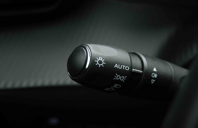 PEUGEOT_PEUGEOT_2008_2653616_16.jpg