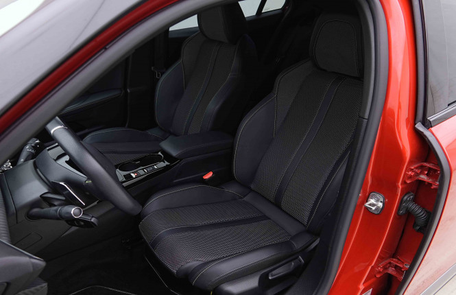 PEUGEOT_PEUGEOT_2008_2655157_6.jpg PEUGEOT_PEUGEOT_2008_2655157_6.jpg