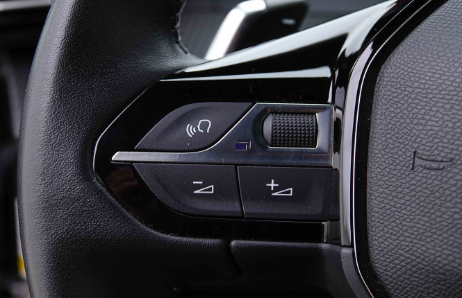 PEUGEOT_PEUGEOT_2008_2655345_18.jpg PEUGEOT_PEUGEOT_2008_2655345_18.jpg