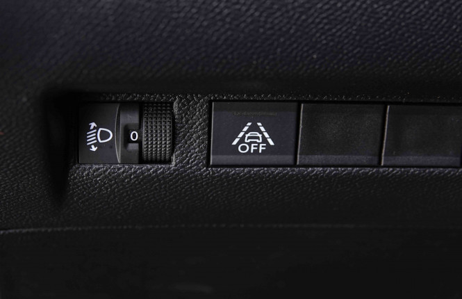 PEUGEOT_PEUGEOT_2008_2655345_20.jpg PEUGEOT_PEUGEOT_2008_2655345_20.jpg