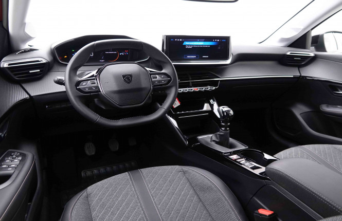 PEUGEOT_PEUGEOT_208_2548502_7.jpg