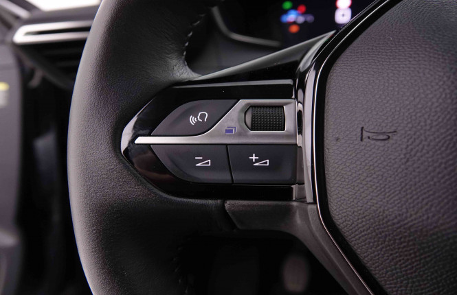 PEUGEOT_PEUGEOT_208_2548510_16.jpg