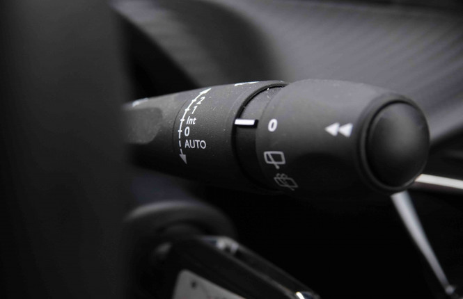 PEUGEOT_PEUGEOT_208_2548519_16.jpg