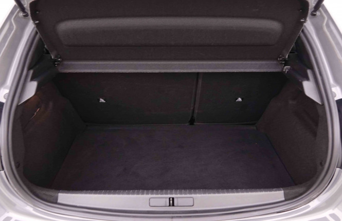 PEUGEOT_PEUGEOT_208_2548523_5.jpg