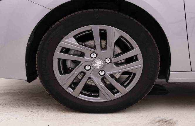 PEUGEOT_PEUGEOT_208_2549320_21.jpg