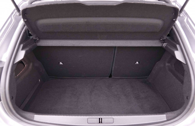 PEUGEOT_PEUGEOT_208_2549320_5.jpg