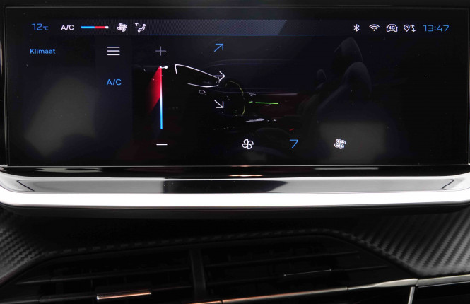 PEUGEOT_PEUGEOT_208_2550350_10.jpg PEUGEOT_PEUGEOT_208_2550350_10.jpg