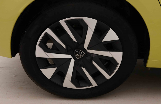 PEUGEOT_PEUGEOT_208_2550350_21.jpg PEUGEOT_PEUGEOT_208_2550350_21.jpg