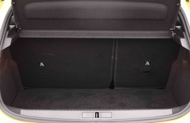 PEUGEOT_PEUGEOT_208_2550350_5.jpg PEUGEOT_PEUGEOT_208_2550350_5.jpg