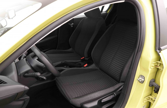 PEUGEOT_PEUGEOT_208_2550350_6.jpg PEUGEOT_PEUGEOT_208_2550350_6.jpg