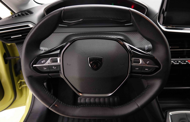 PEUGEOT_PEUGEOT_208_2550350_8.jpg PEUGEOT_PEUGEOT_208_2550350_8.jpg