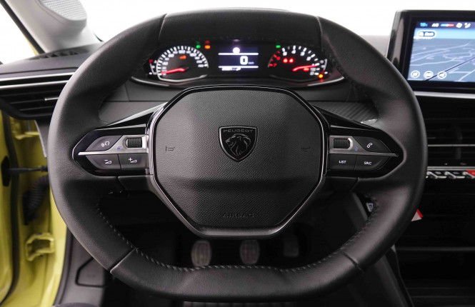 PEUGEOT_PEUGEOT_208_2550351_8.jpg