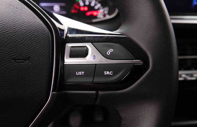 PEUGEOT_PEUGEOT_208_2550353_18.jpg PEUGEOT_PEUGEOT_208_2550353_18.jpg