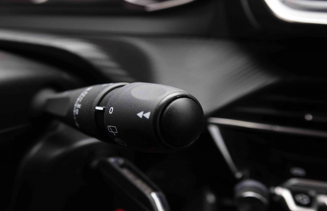 PEUGEOT_PEUGEOT_208_2550358_17.jpg