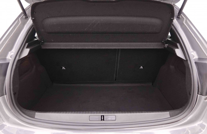 PEUGEOT_PEUGEOT_208_2550358_5.jpg